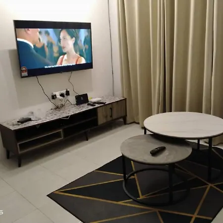 Kuantan Groundcrew Beachfront Homestay C-2-6 With Netflix And Washer Dryer Exterior photo
