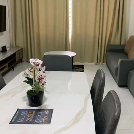 Kuantan Groundcrew Beachfront Homestay C-2-6 With Netflix And Washer Dryer Exterior photo